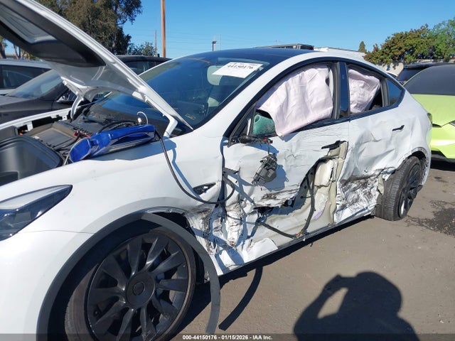 Aukcja sprzedaży 2024 Tesla Model Y Long Range Dual Motor All-wheel Drive, vin: 7SAYGDEE9RA222562, numer aukcji: 44150176