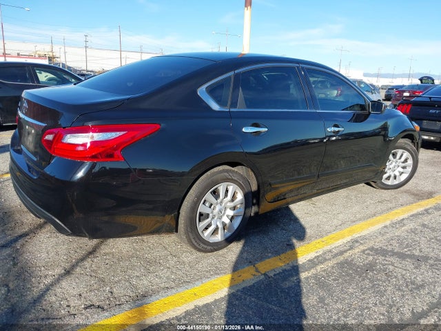 1N4AL3AP1HN314463 Nissan Altima 2.5 S