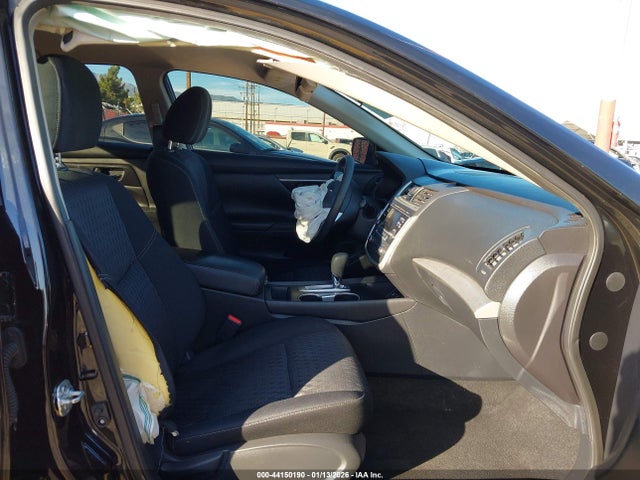 1N4AL3AP1HN314463 Nissan Altima 2.5 S