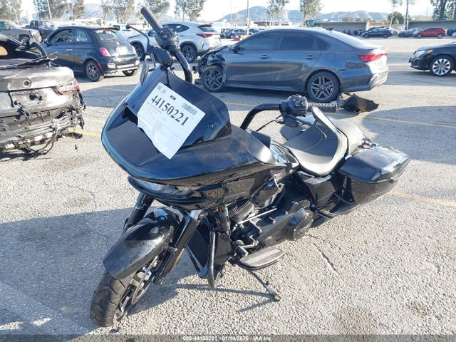 Harley-Davidson FLTRX 2025 1HD1KH728SB643304 Image 2