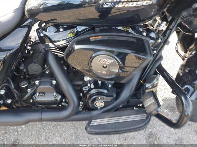 Harley-Davidson FLTRX 2025 1HD1KH728SB643304 Image 8