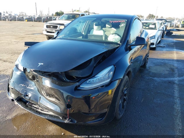 2021 TESLA MODEL Y 5YJYGAEE5MF234750 Photo 1