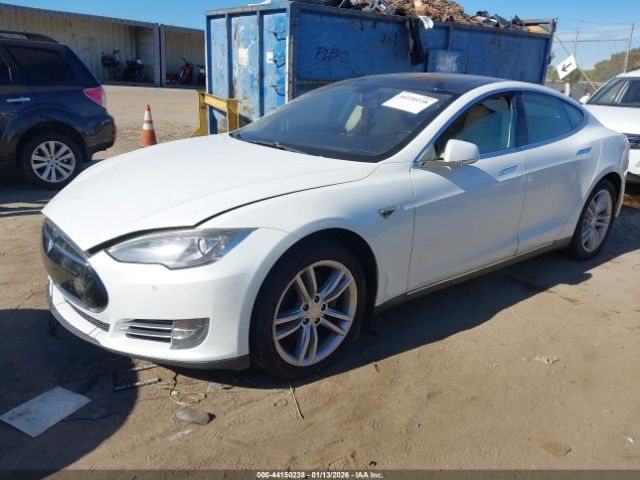 2014 TESLA MODEL S 5YJSA1H15EFP43609 Photo 1