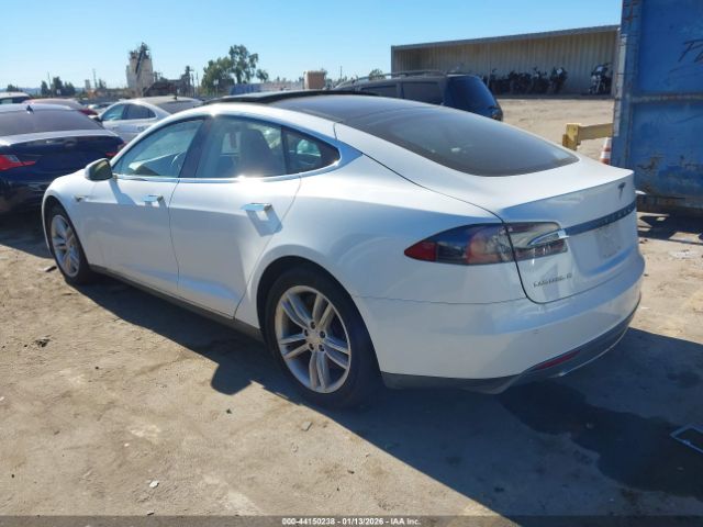 2014 TESLA MODEL S 5YJSA1H15EFP43609 Photo 2