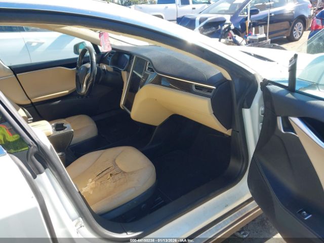 2014 TESLA MODEL S 5YJSA1H15EFP43609 Photo 4