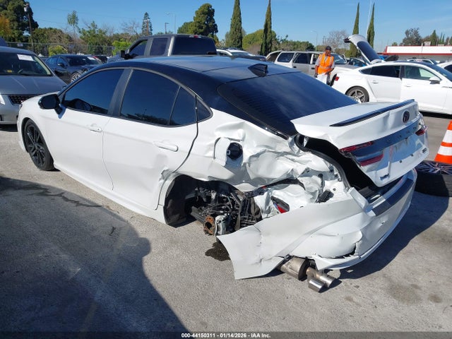 Toyota CAMRY XSE 2025 4T1DAACK2SU207496 Image 3