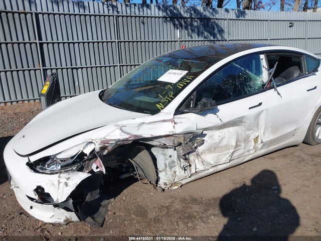 2021 TESLA MODEL 3 5YJ3E1EAXMF987008 Photo 5