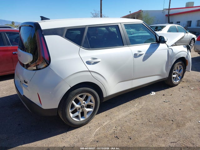 KNDJ23AU5P7862892 KIA SOUL LX