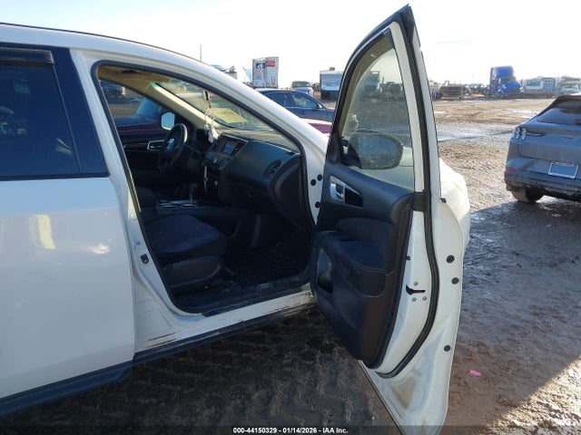 2014 Nissan Pathfinder Platinum/s/sl/sv მანქანა იყიდება აუქციონზე, vin: 5N1AR2MM0EC674847, აუქციონის ნომერი: 44150329