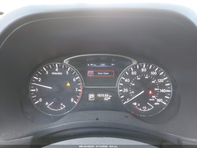 2014 Nissan Pathfinder Platinum/s/sl/sv მანქანა იყიდება აუქციონზე, vin: 5N1AR2MM0EC674847, აუქციონის ნომერი: 44150329