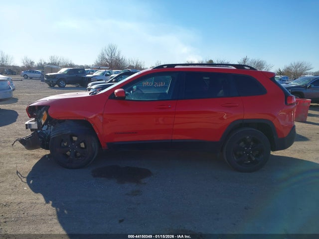 1C4PJMCB2JD599297 Jeep Cherokee Latitude 4x4
