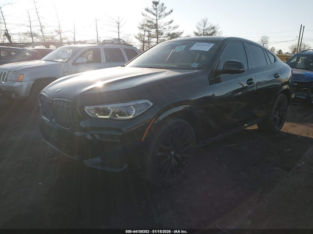 2022 BMW X6 5UXCY8C07N9J51399 Photo 1