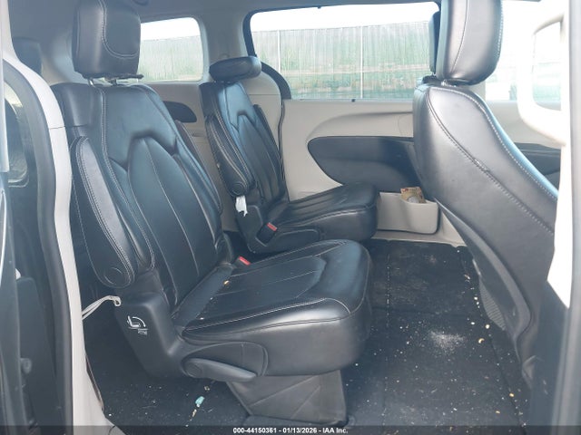 2021 Chrysler Voyager Lxi მანქანა იყიდება აუქციონზე, vin: 2C4RC1DG1MR505925, აუქციონის ნომერი: 44150361