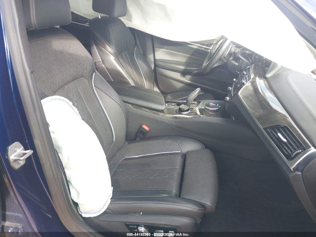 2018 BMW M550I WBAJB9C56JB286885 Photo 4