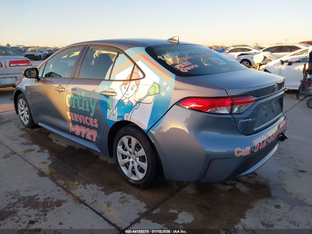 Toyota COROLLA LE 2022 JTDEPMAE9NJ222086 Image 3