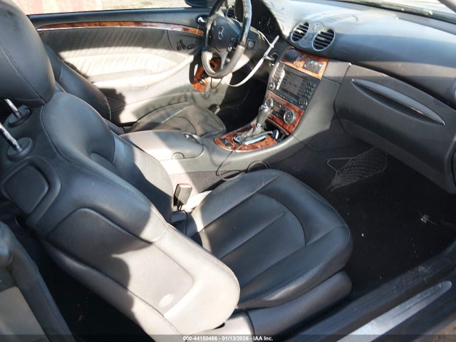 2005 MERCEDES-BENZ CLK 500 WDBTK75J45F153291 Photo 4