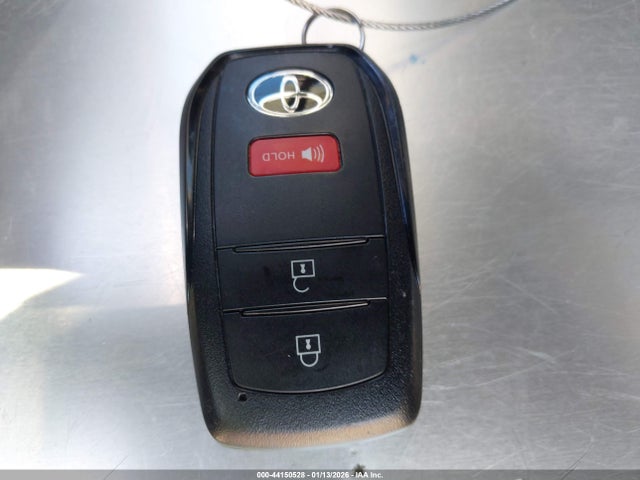 Toyota PRIUS XLE 2024 JTDACAAU3R3045285 Image 11