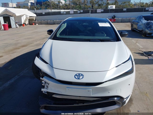 Toyota PRIUS XLE 2024 JTDACAAU3R3045285 Image 12