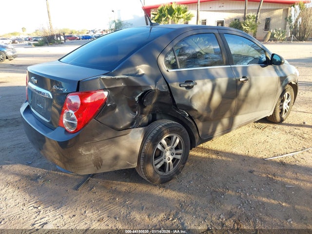 1G1JC5SG2E4105229 Chevrolet Sonic Lt Auto