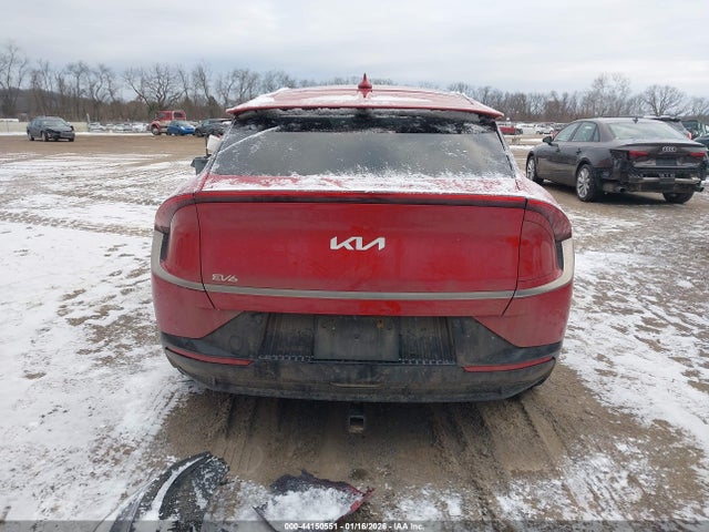KNDC3DLC6N5044998 KIA Ev6 Wind