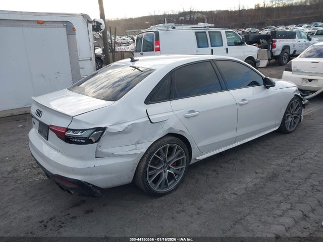 2021 AUDI S4 WAUB4AF4XMA028897 Photo 3