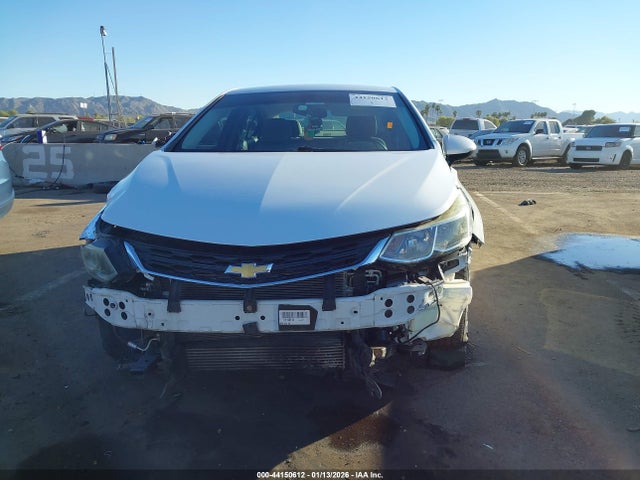 1G1BC5SM6H7150462 Chevrolet Cruze Ls Auto
