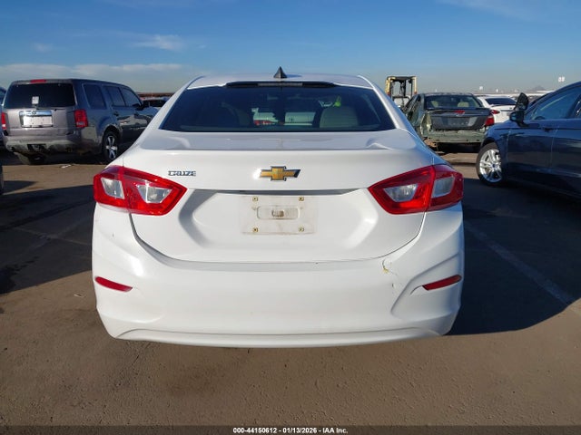 1G1BC5SM6H7150462 Chevrolet Cruze Ls Auto