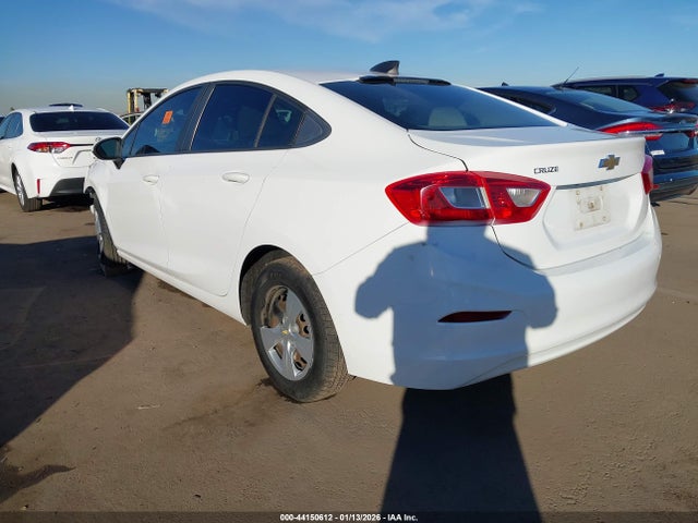 1G1BC5SM6H7150462 Chevrolet Cruze Ls Auto