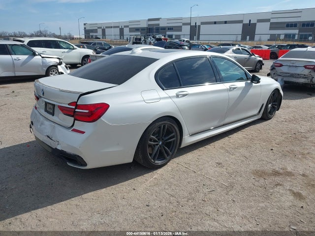 2017 BMW 740I WBA7E2C53HG739382 Photo 3