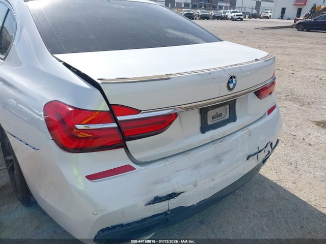 2017 BMW 740I WBA7E2C53HG739382 Photo 5
