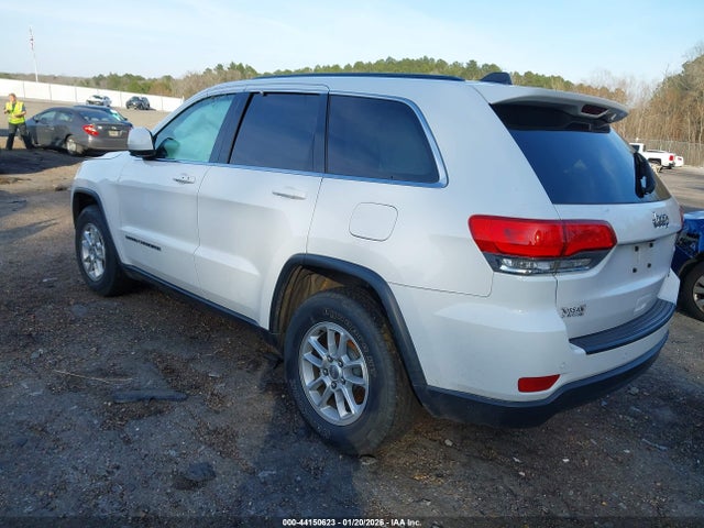 2018 JEEP GRAND CHEROKEE 1C4RJEAG4JC275061 Photo 2