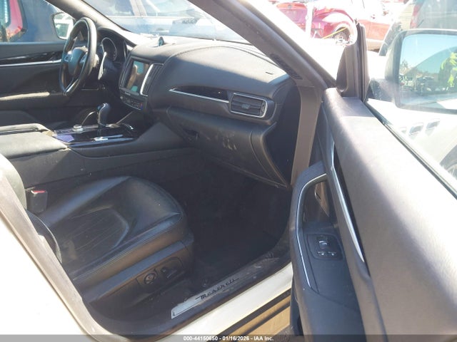 Maserati Levante 2017 ZN661XUS3HX217524 Image 5