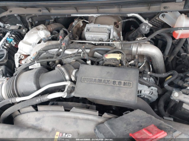 44150665 :رقم المزاد ، 1GT59MEY1NF327125 vin ، 2022 Gmc Sierra 2500hd مزاد بيع