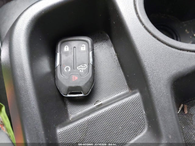 44150665 :رقم المزاد ، 1GT59MEY1NF327125 vin ، 2022 Gmc Sierra 2500hd مزاد بيع