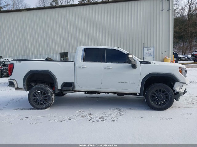 44150665 :رقم المزاد ، 1GT59MEY1NF327125 vin ، 2022 Gmc Sierra 2500hd مزاد بيع