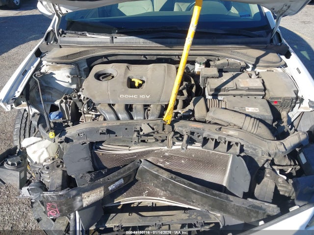 5NPD84LF8JH378122 Hyundai Elantra Value Edition