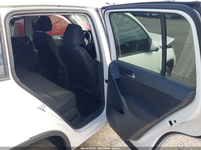 Продаж на аукціоні авто 2014 Volkswagen Tiguan S, vin: WVGAV3AX6EW521808, номер лоту: 44150727