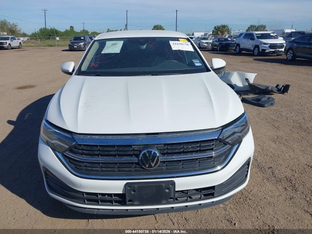 Продажа на аукционе авто 2024 Volkswagen Jetta 1.5t S, vin: 3VW5M7BU8RM097166, номер лота: 44150738