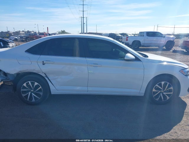 Продажа на аукционе авто 2024 Volkswagen Jetta 1.5t S, vin: 3VW5M7BU8RM097166, номер лота: 44150738