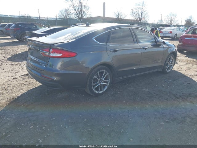Ford Fusion Hybrid Titanium 2019 3FA6P0RU3KR105328 Image 4