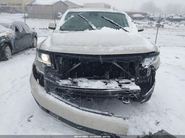 44150863 :رقم المزاد ، 1GNSKJKC0FR688366 vin ، 2015 Chevrolet Suburban 1500 Lt مزاد بيع