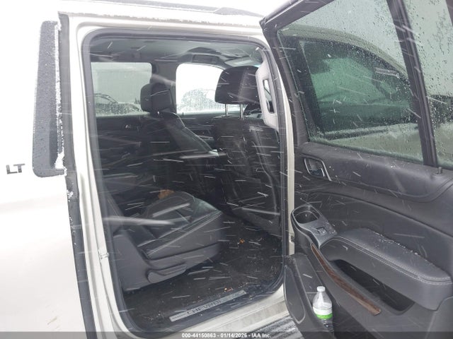 44150863 :رقم المزاد ، 1GNSKJKC0FR688366 vin ، 2015 Chevrolet Suburban 1500 Lt مزاد بيع