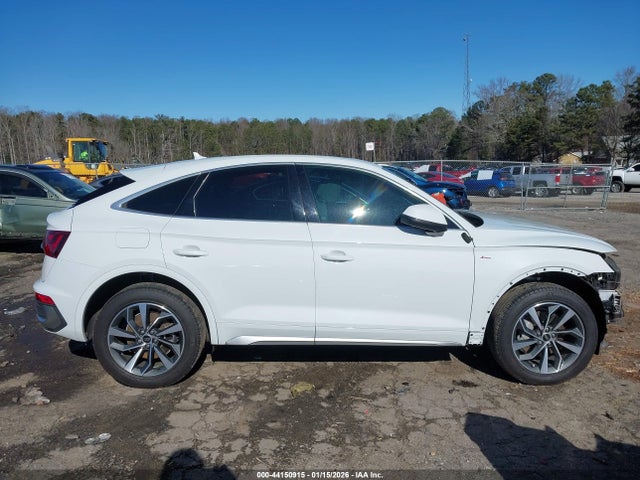 Продажа на аукционе авто 2022 Audi Q5 Sportback Premium Plus 45 Tfsi S Line Quattro S Tronic, vin: WA15AAFYXN2082850, номер лота: 44150915