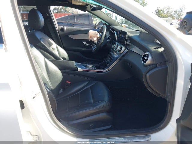 2019 MERCEDES-BENZ C 300 55SWF8DB2KU288660 Photo 4