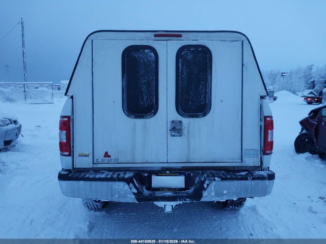1FTMF1E5XKKD65934 Ford F-150 Xl