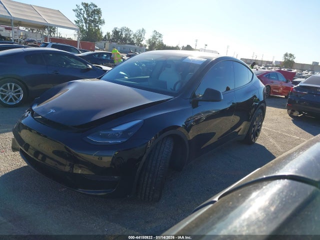 7SAYGDEF4NF319027 Tesla Model Y Performance Dual Motor All-wheel Drive