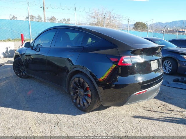 7SAYGDEF4NF319027 Tesla Model Y Performance Dual Motor All-wheel Drive