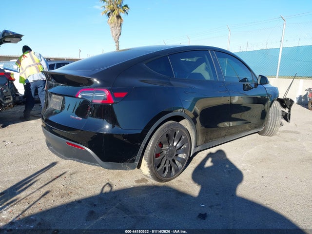 7SAYGDEF4NF319027 Tesla Model Y Performance Dual Motor All-wheel Drive
