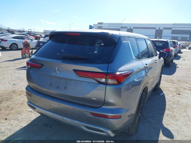 2022 MITSUBISHI OUTLANDER JA4J4UA8XNZ016983 Photo 3