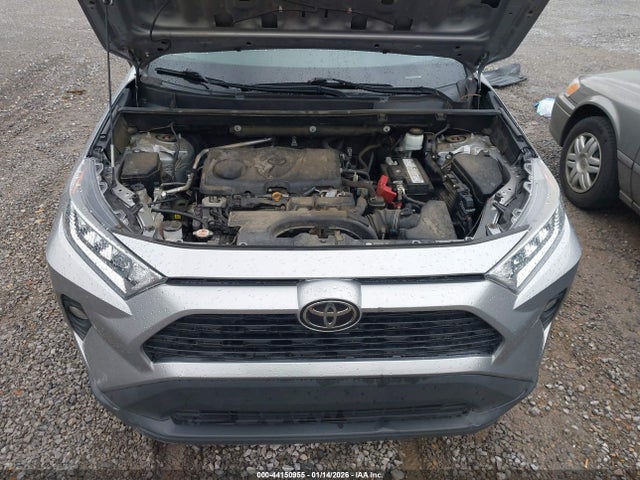 2T3C1RFV9KW014477 Toyota Rav4 Xle Premium
